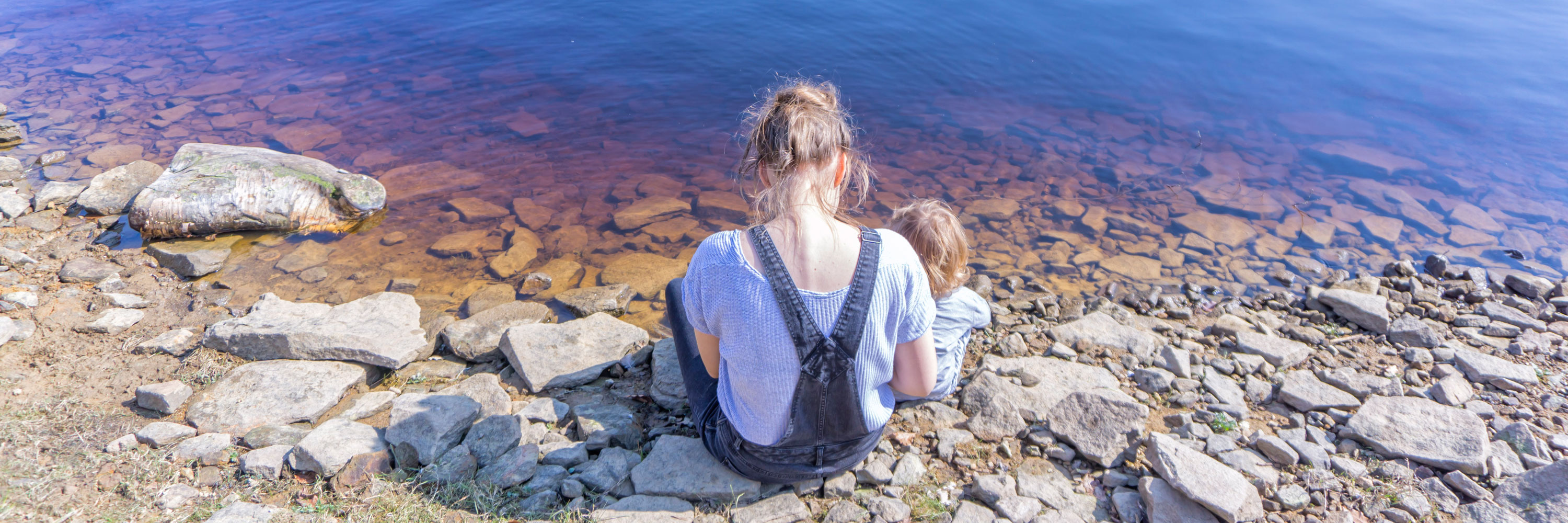 Ladybower, Mummy & Son Gazing